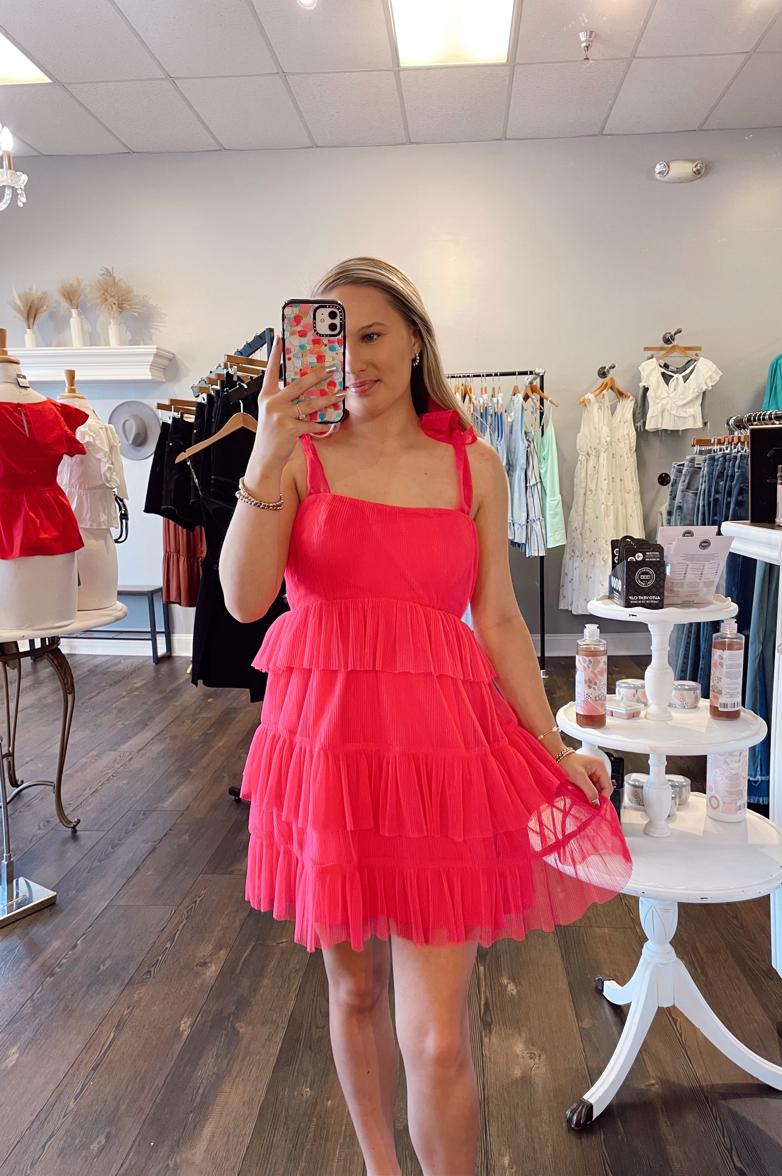 Hot pink dress boutique hotsell